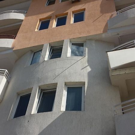 Appartamento Apartman Strezoski Ohrid Esterno foto