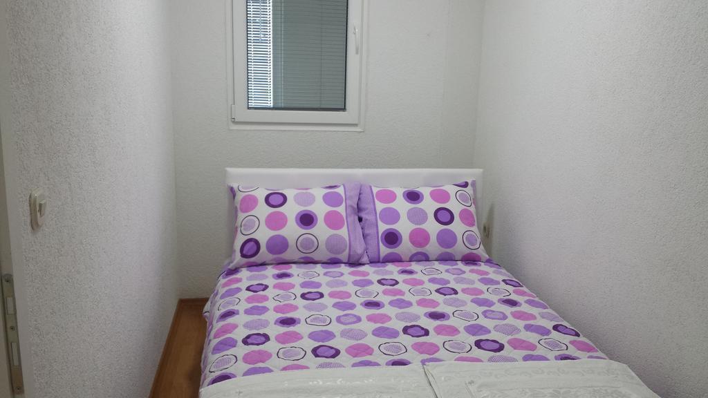 Appartamento Apartman Strezoski Ohrid Esterno foto